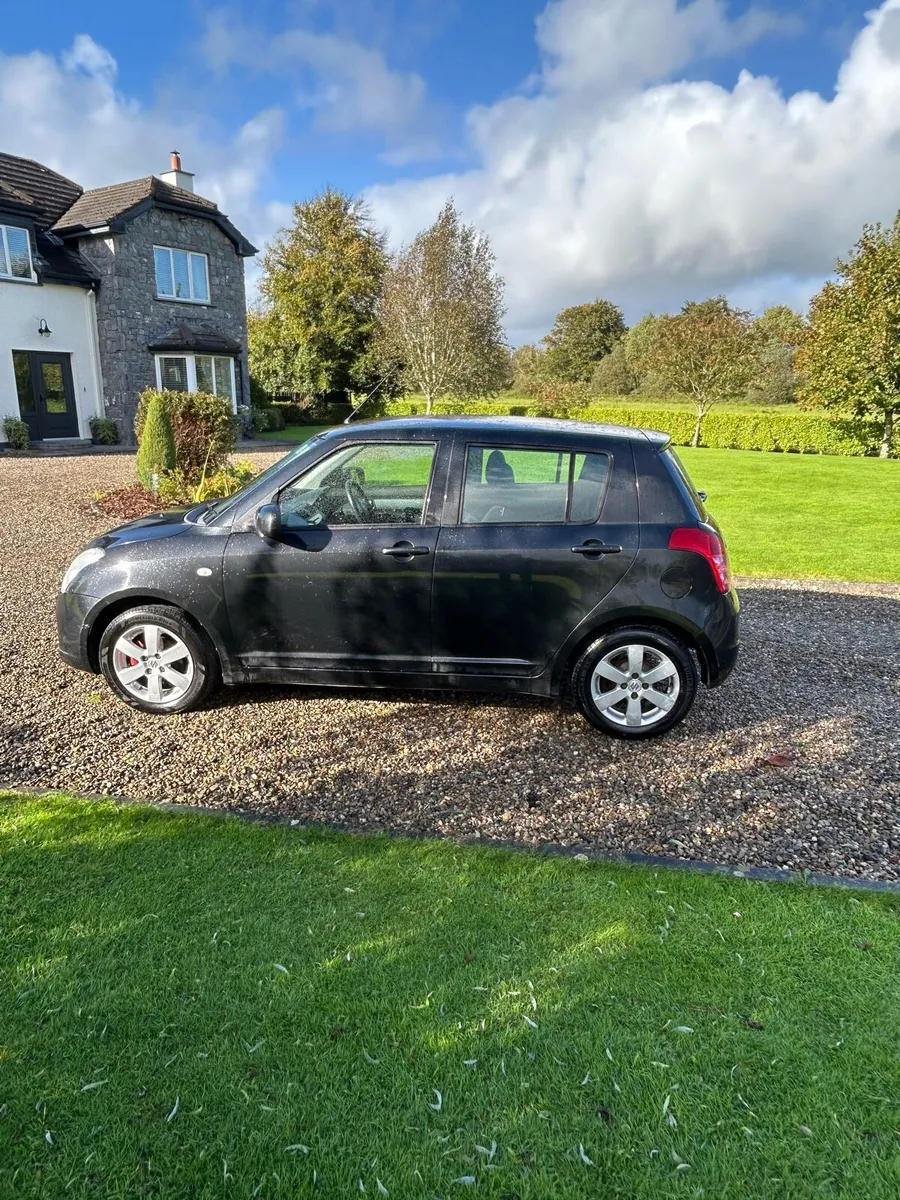 Suzuki Swift 5dr - Image 4