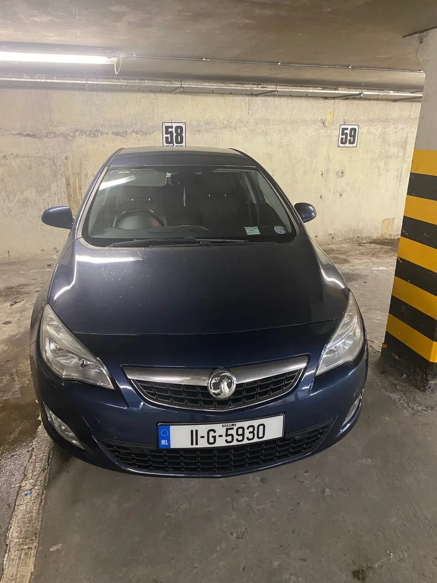 Vauxhall Astra 2011 - Image 4
