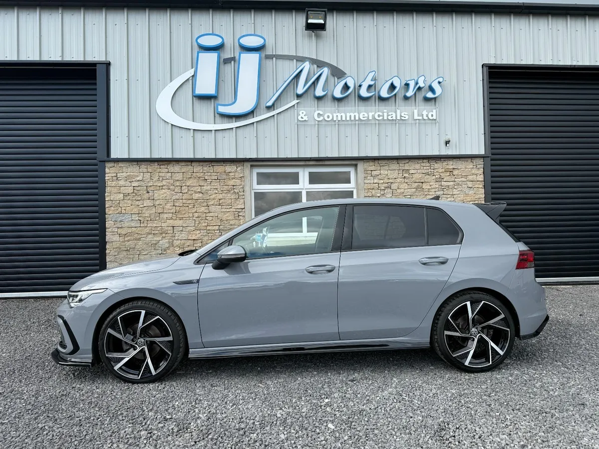 '22 VOLKSWAGEN GOLF 1.5 TSI R-LINE - Image 4