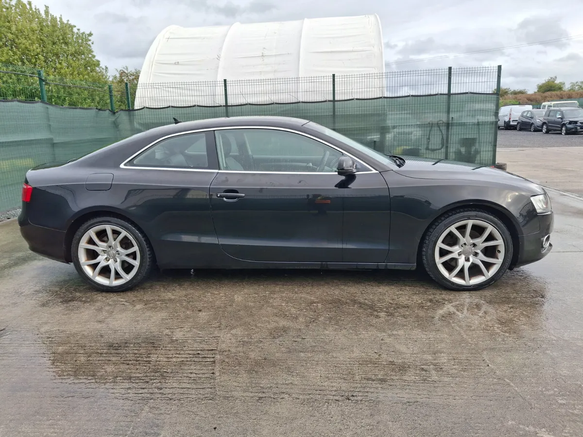 2009 Audi A5  TDi.  Drive away - Image 2