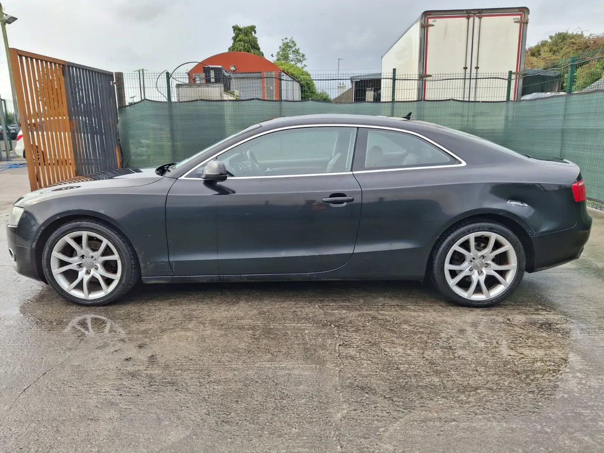 2009 Audi A5  TDi.  Drive away - Image 3
