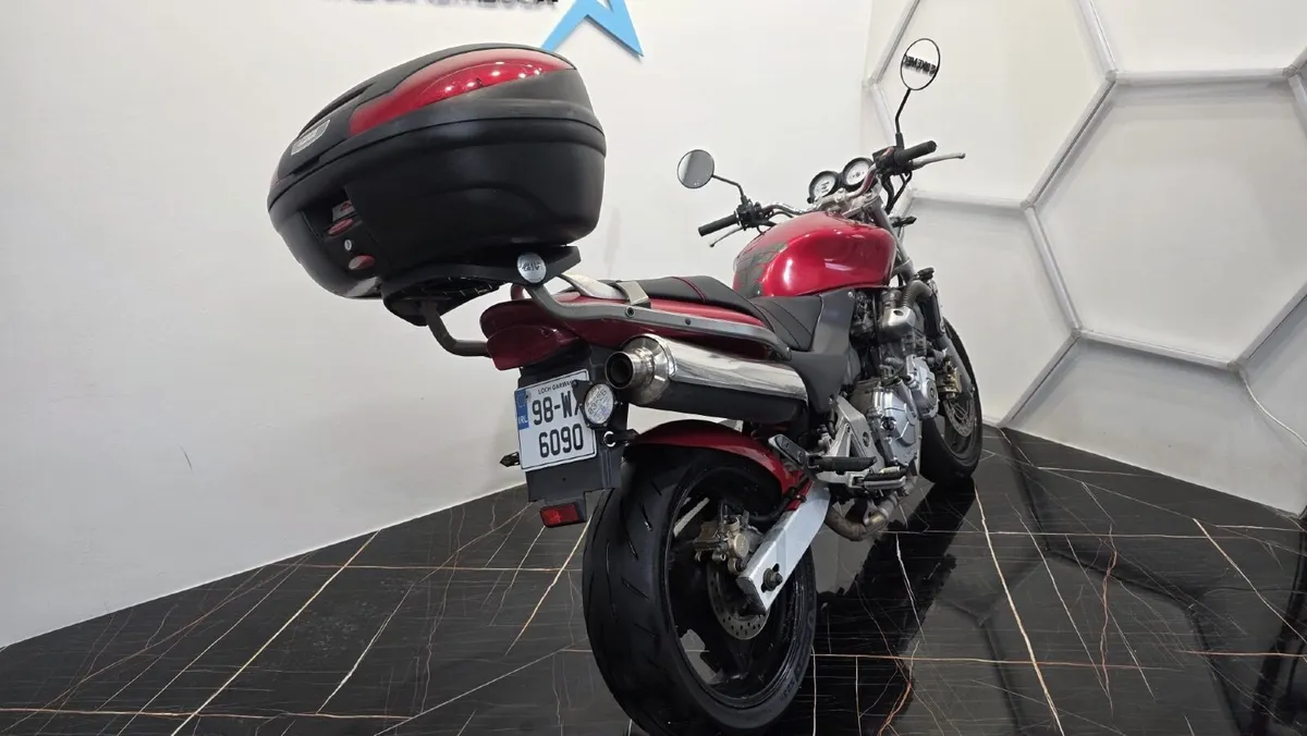 Honda hornet 1998 - Image 4