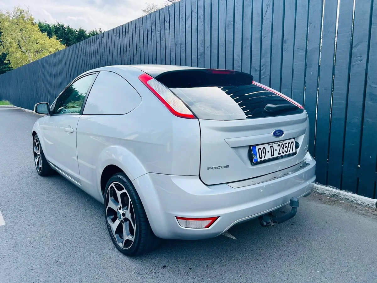 Ford Focus platinum edition CarVan TAX & CVRT - Image 2