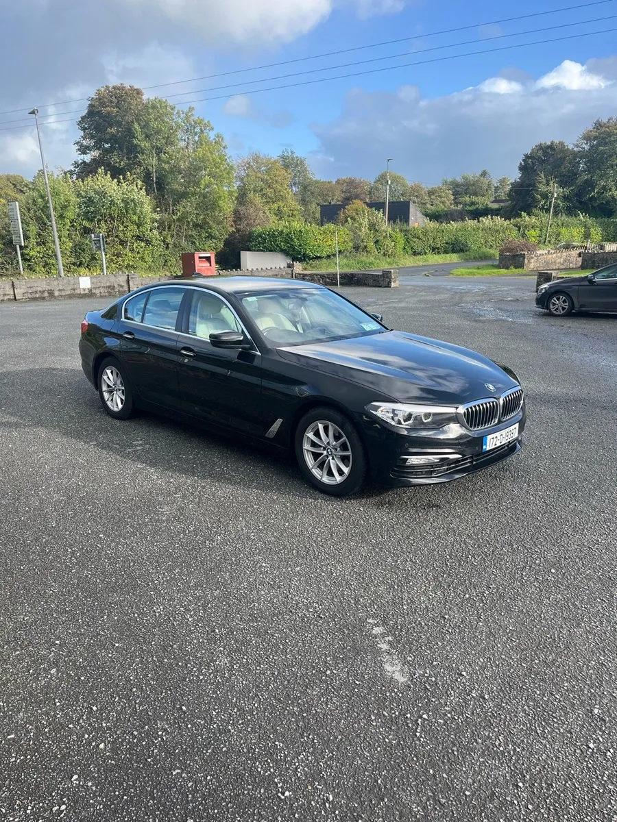 BMW 5 Series - Image 1