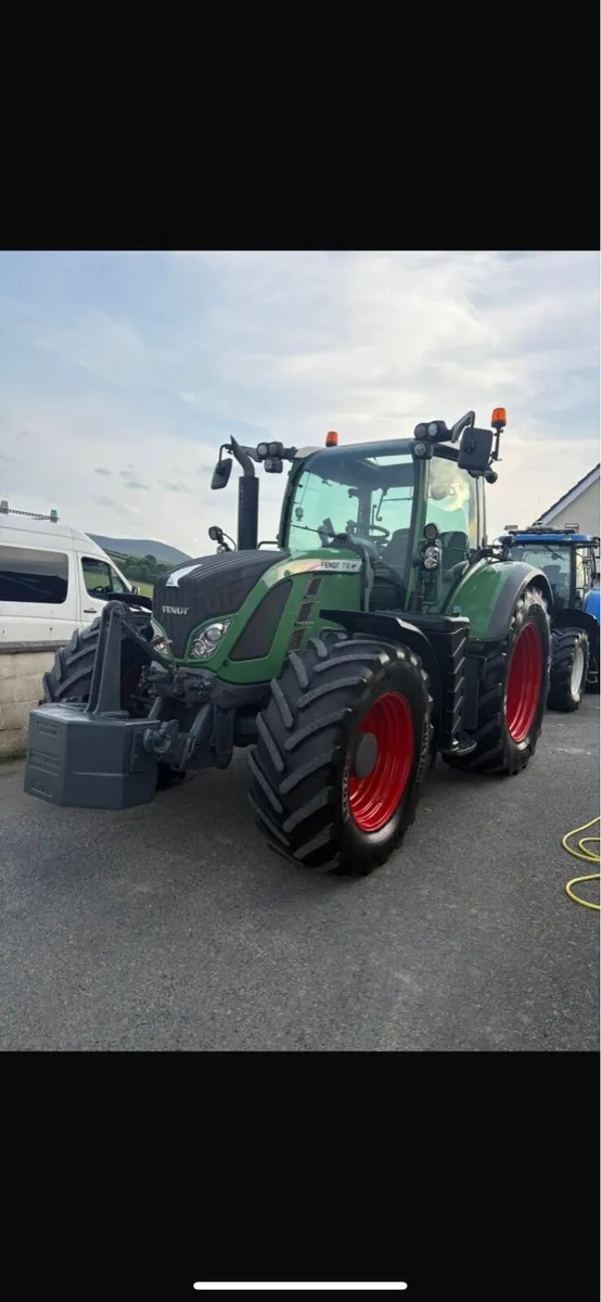 Fendt 718 Vario - Image 1