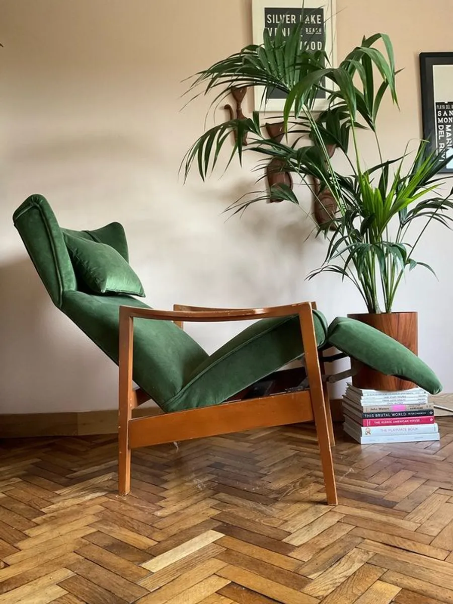 Mid century recliner chair vintage retro - Image 1