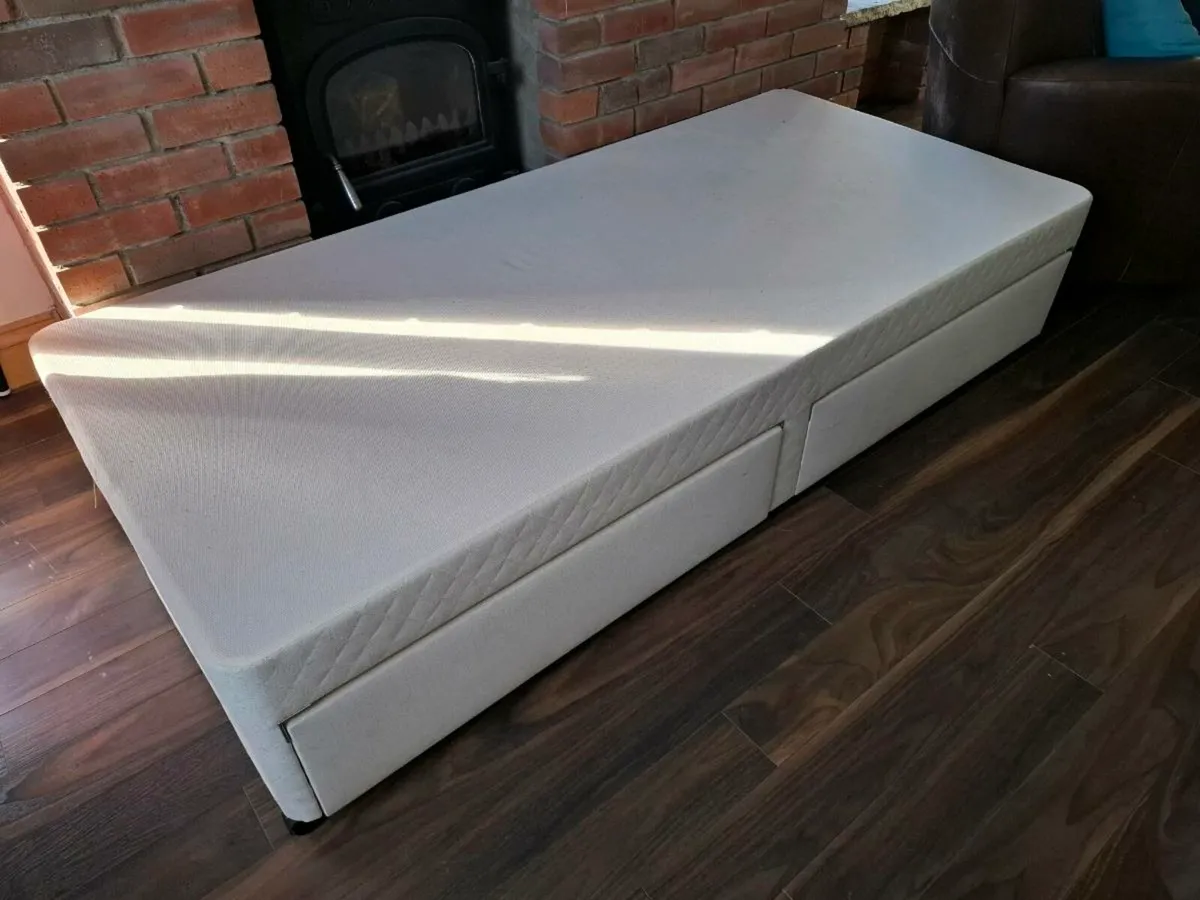 Single Bed with mattress - Image 1