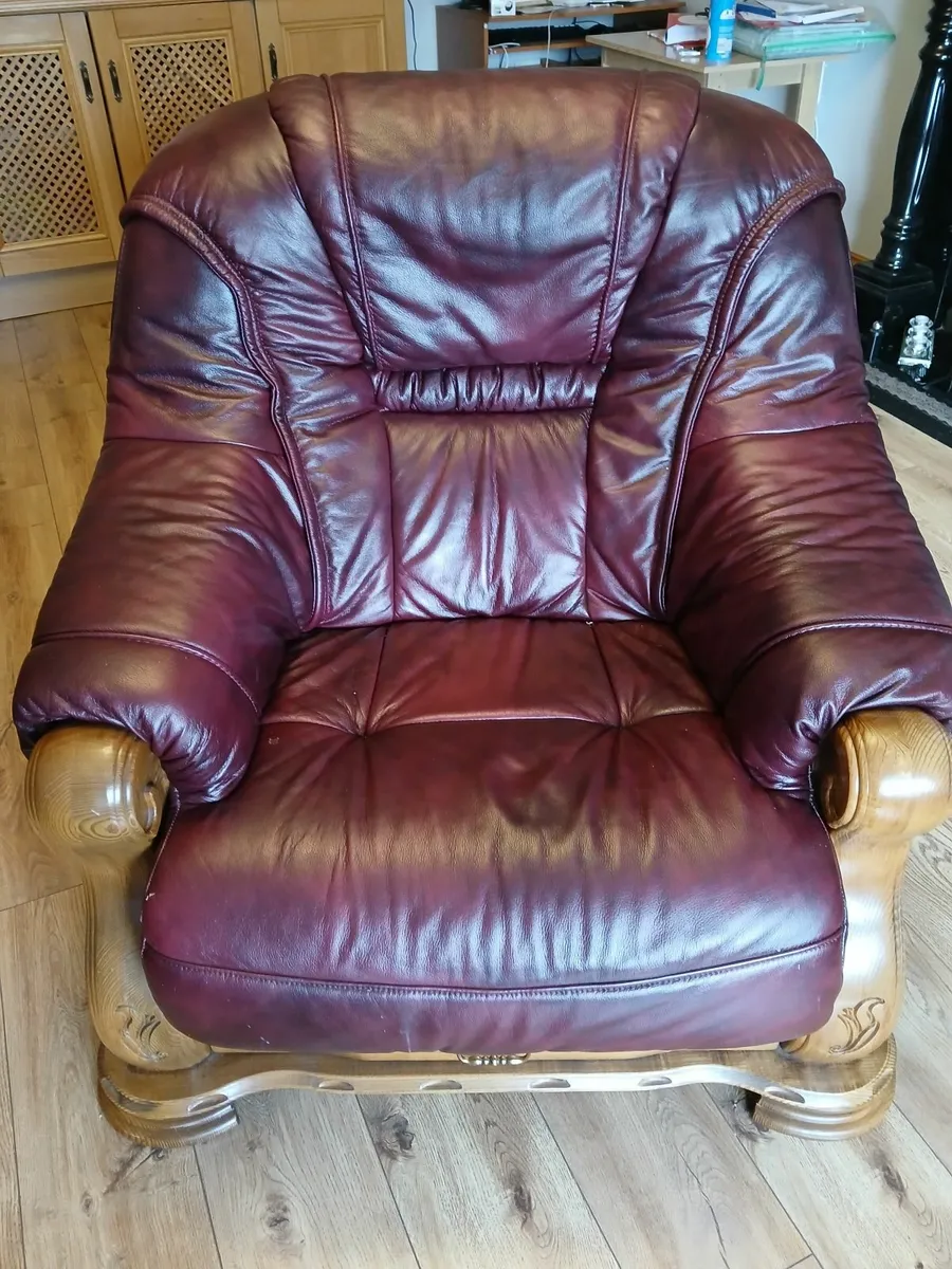 Suite of furniture - Image 4