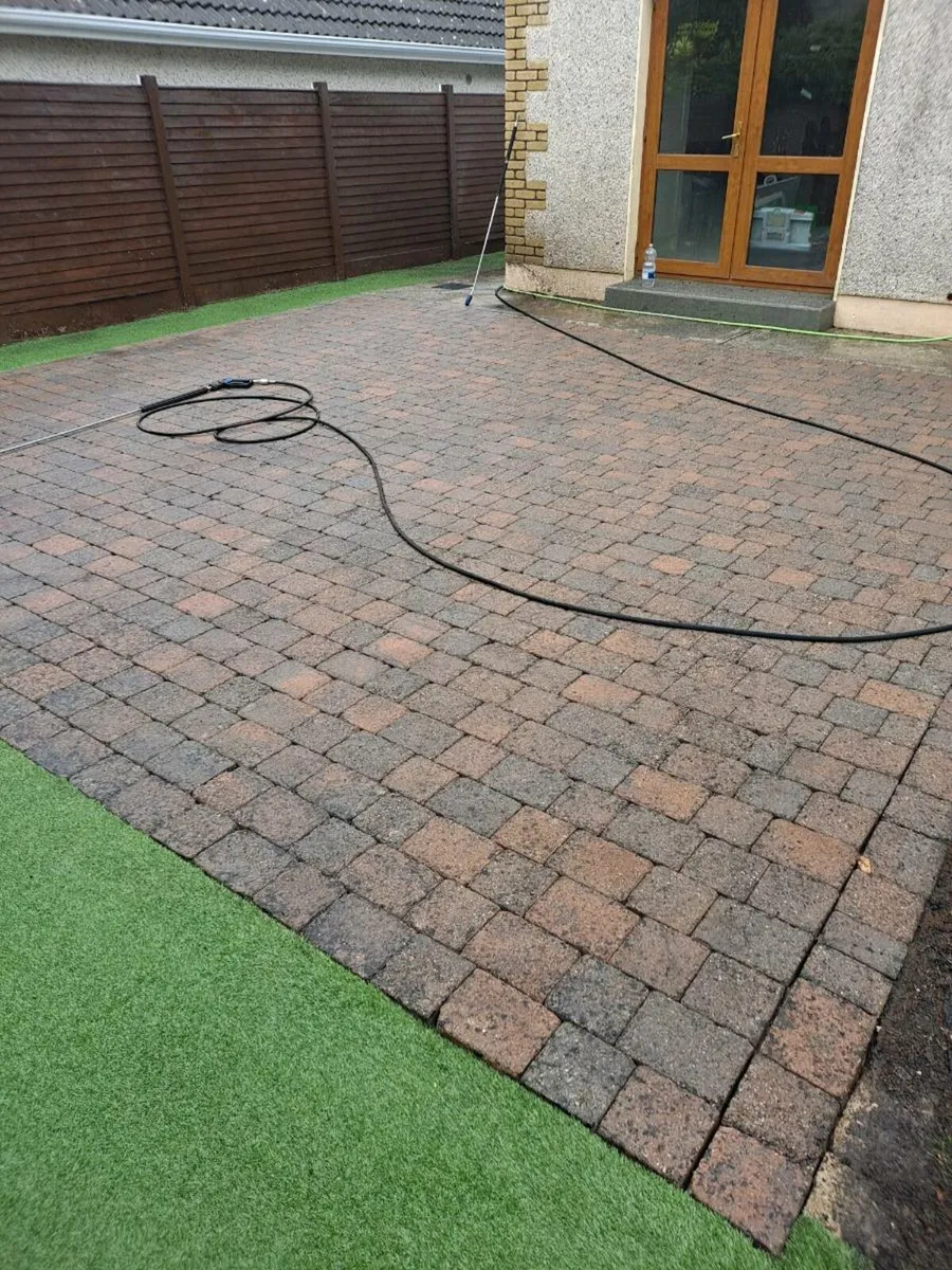 MIDLANDS POWERWASHING SERVICES - Image 1