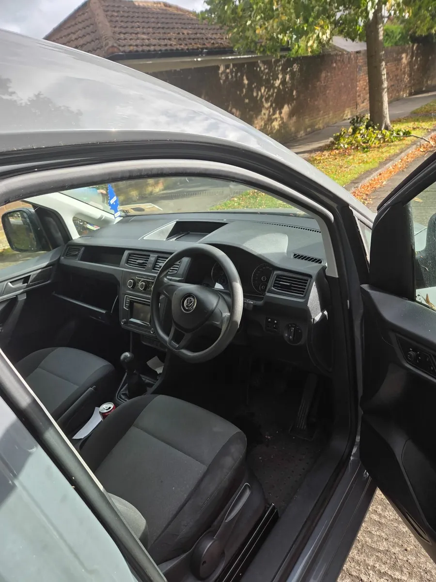 Volkswagen Caddy 2020 - Image 3