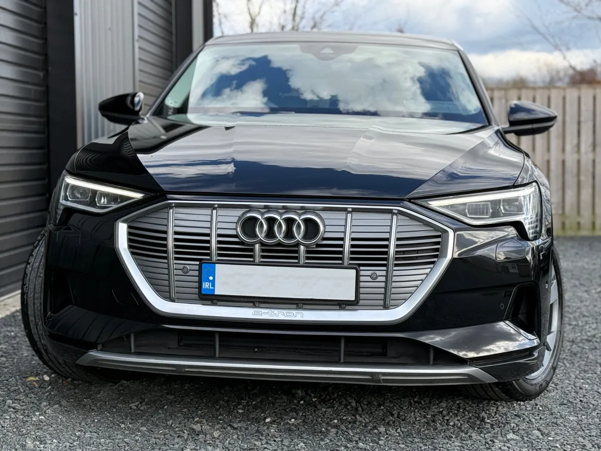 211 AUDI E-TRON 55 QUATTRO - Image 4