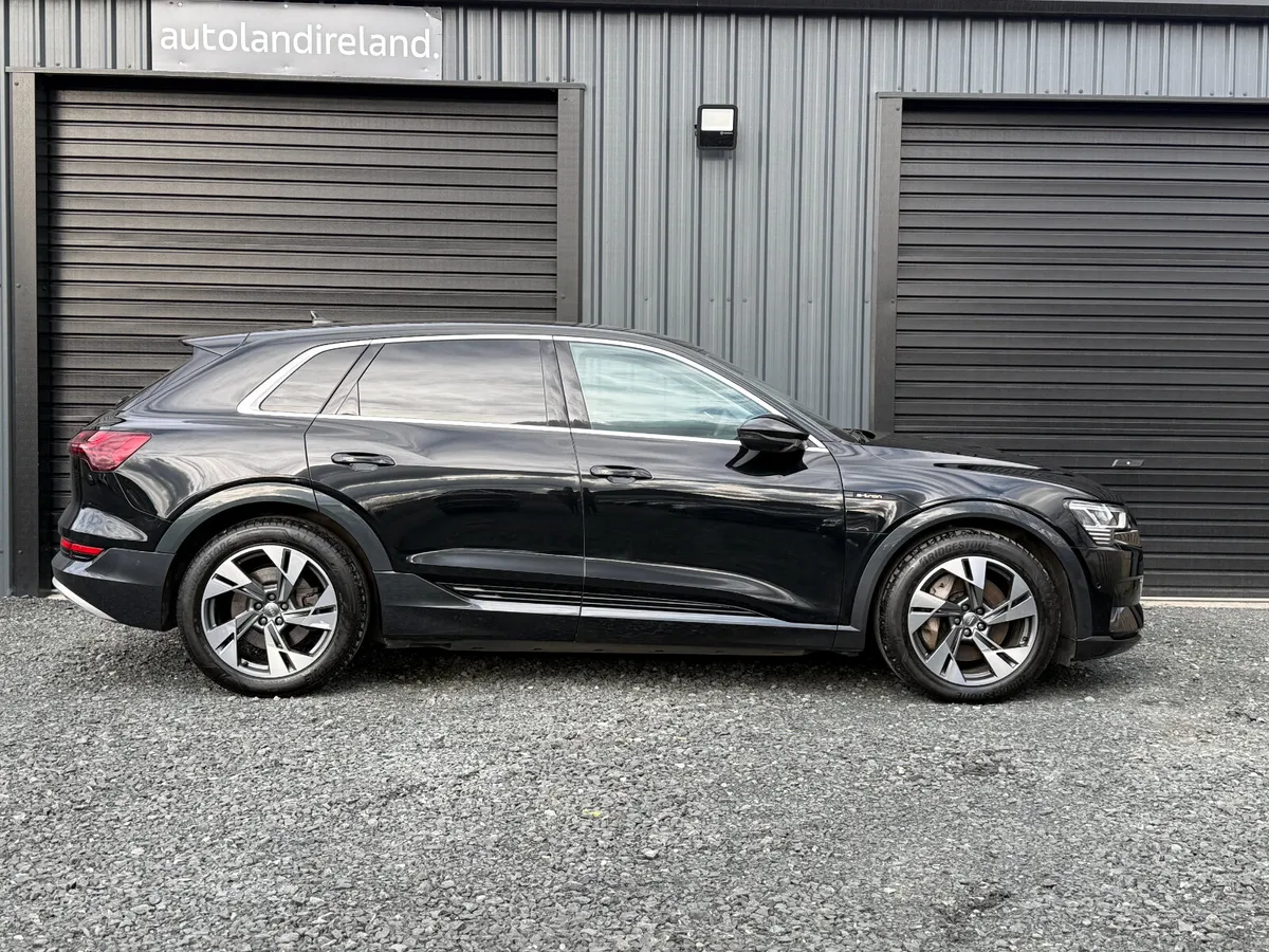 211 AUDI E-TRON 55 QUATTRO - Image 3