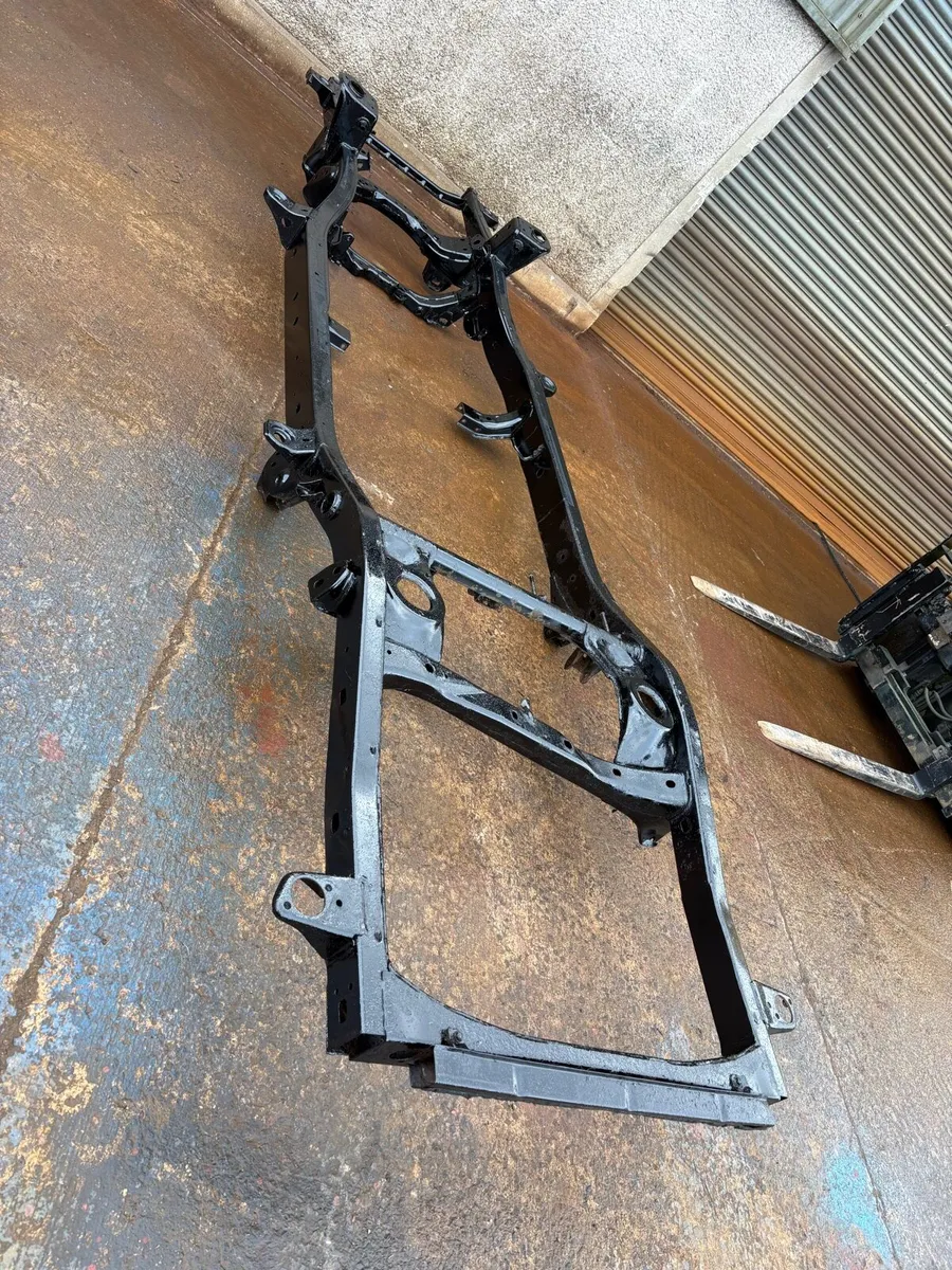 Toyota Colorado chassis 1998-2002 sort wheel base - Image 2