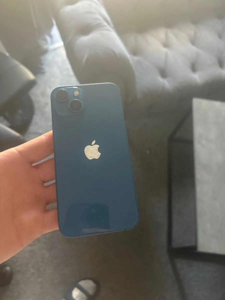 iPhone 13 - Image 1