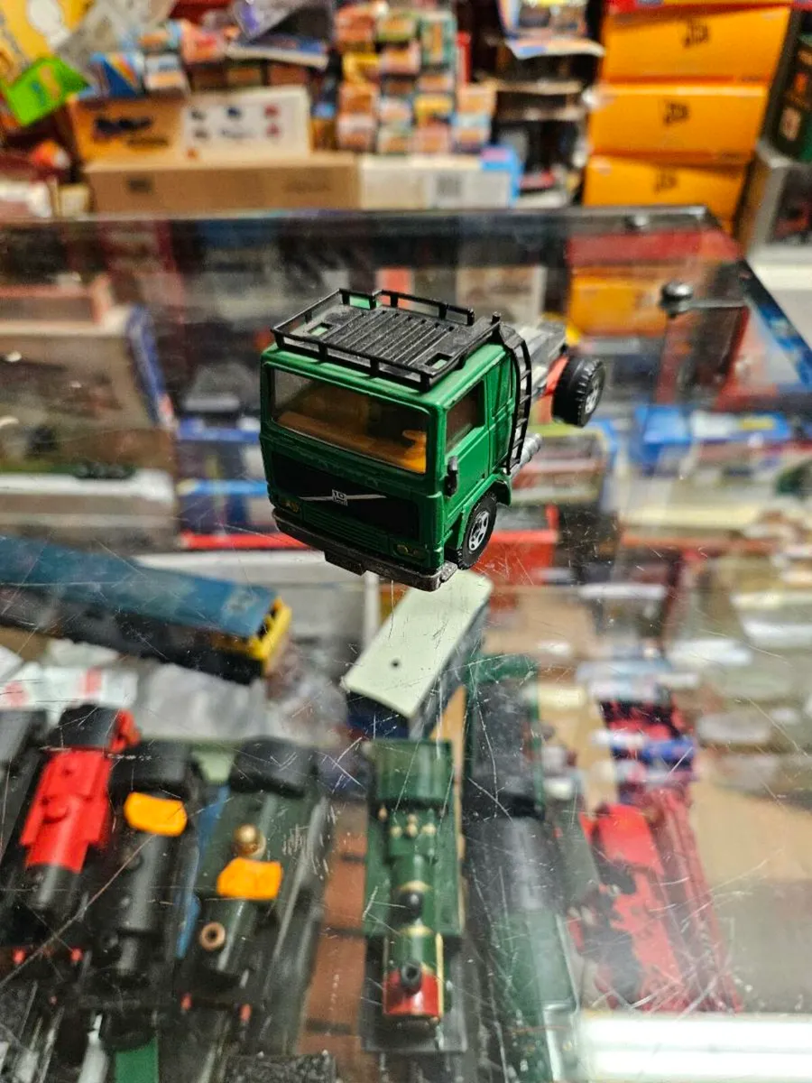 Corgi Siku Volvo Tractor Unit - Image 1