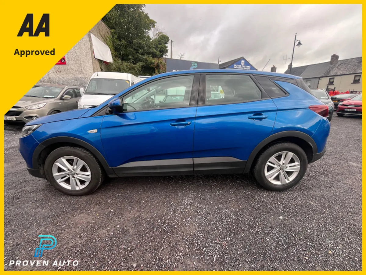 Vauxhall Grandland X X SE TURBO S/S - Image 4