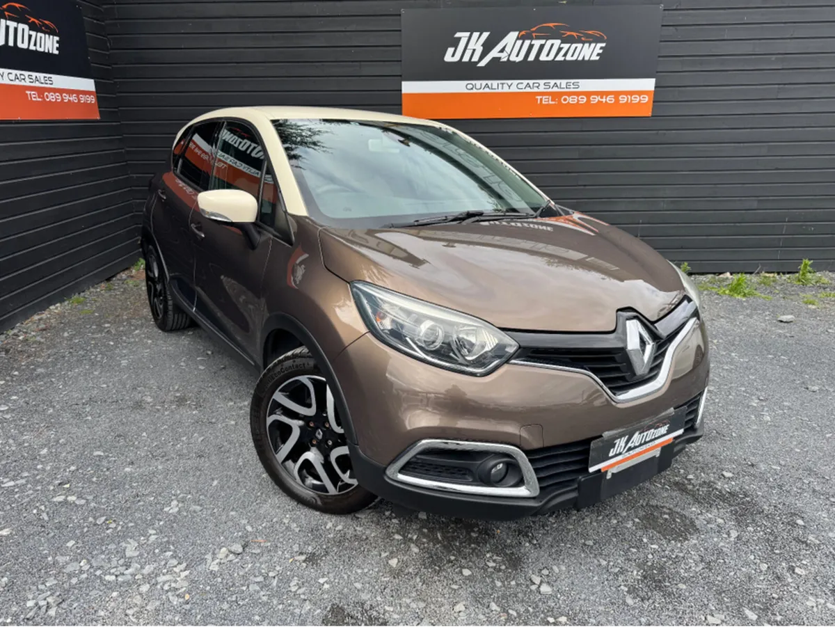 Renault Captur 1.2 AUTO 5DR - Image 1