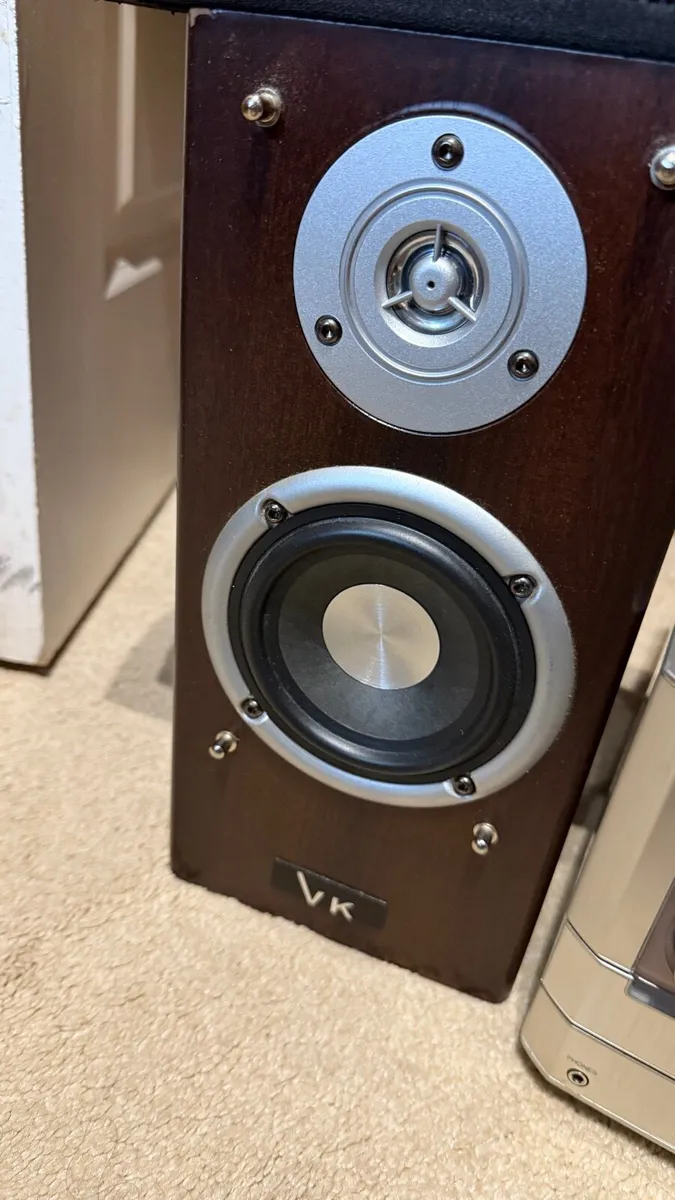 Pioneer + VK speakers - Image 4