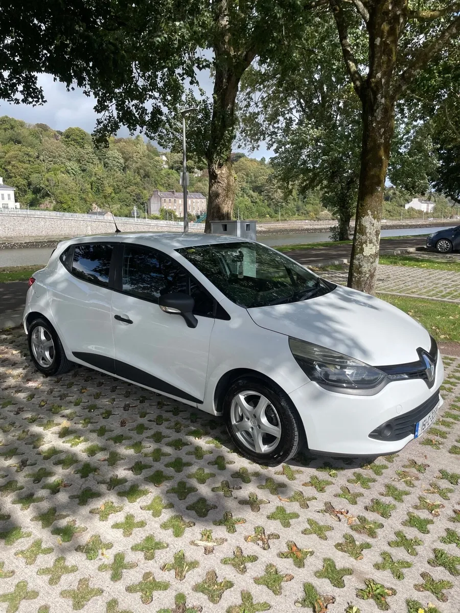 Renault Clio 2015 - Image 4