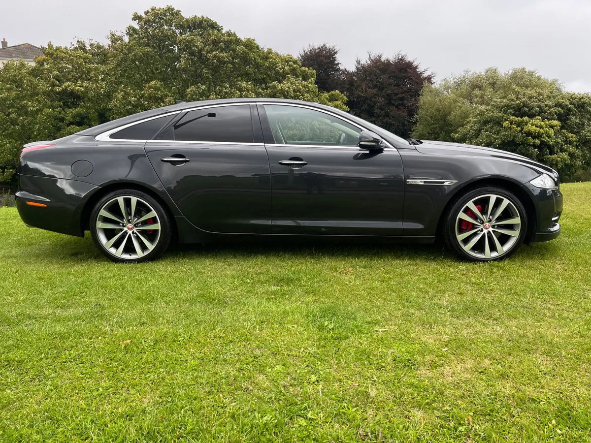 2015 Jaguar XJ 3.0 D PREMIUM LUXURY  AUTO - Image 3