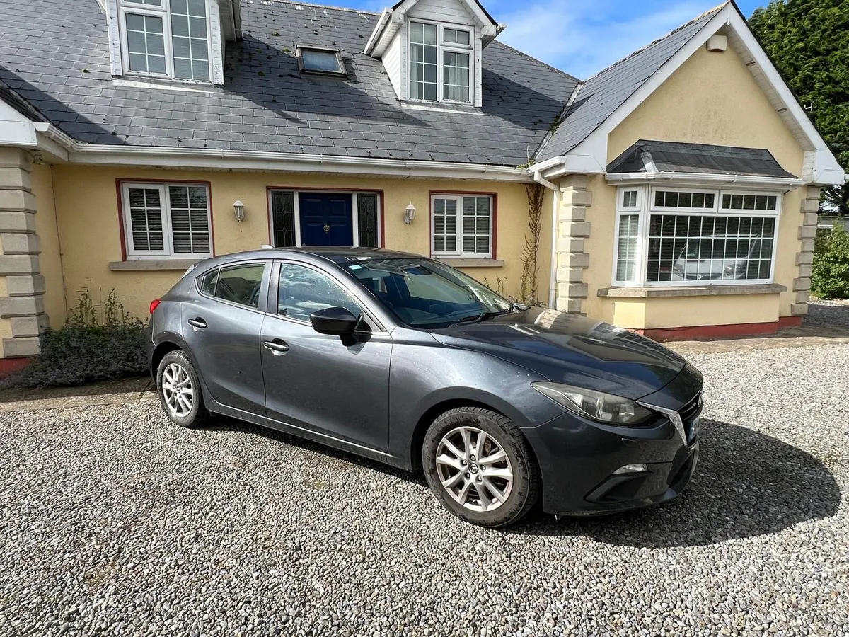 Mazda 3 , nct 03/27 €4250 - Image 1