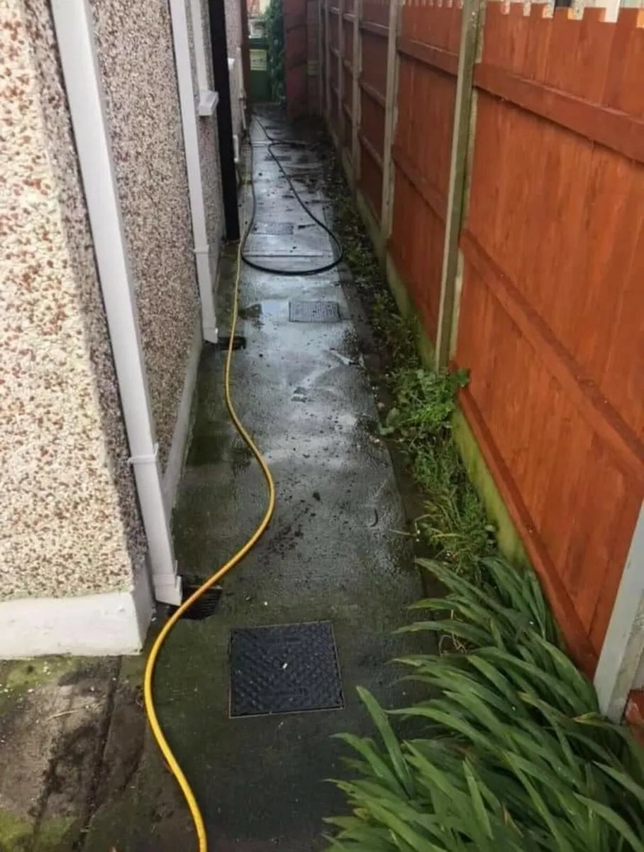 MIDLANDS POWERWASHING SERVICES - Image 2