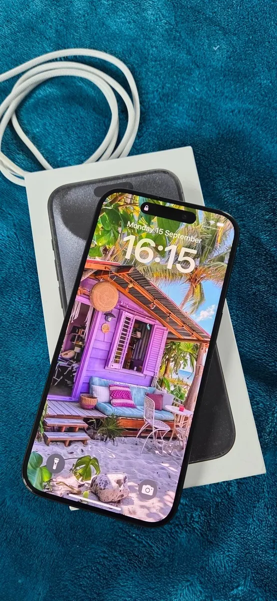 iPhone 15 Pro - Image 4