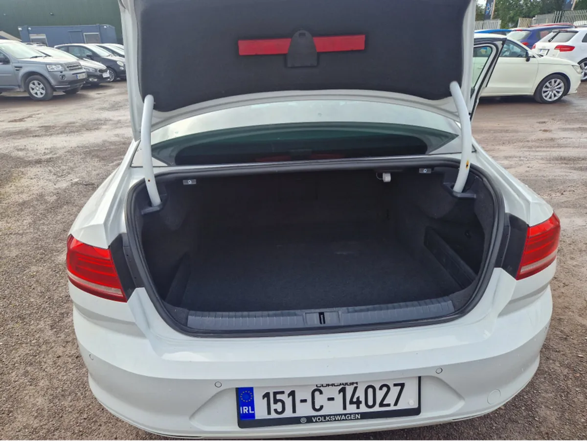 Volkswagen Passat 2.0 TDI SE BUSINESS BLUEMOTION 1 - Image 4