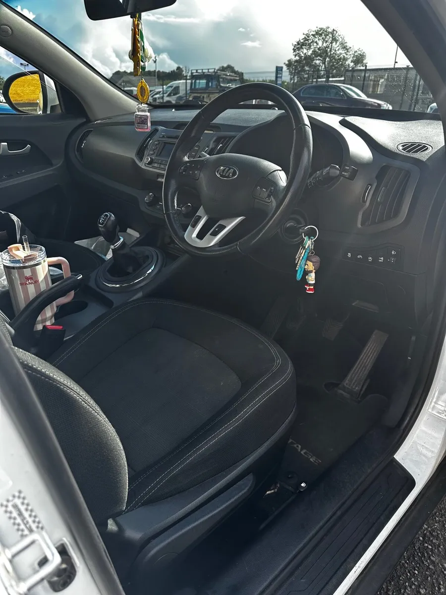 Kia Sportage 2013 - Image 2