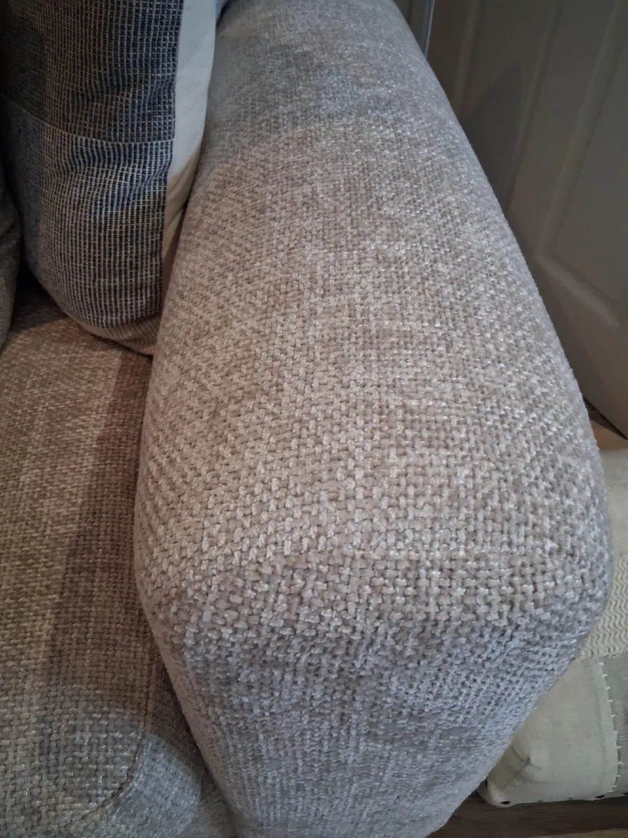 LIKE NEW BARGAIN EZ Living Sofa - Image 4