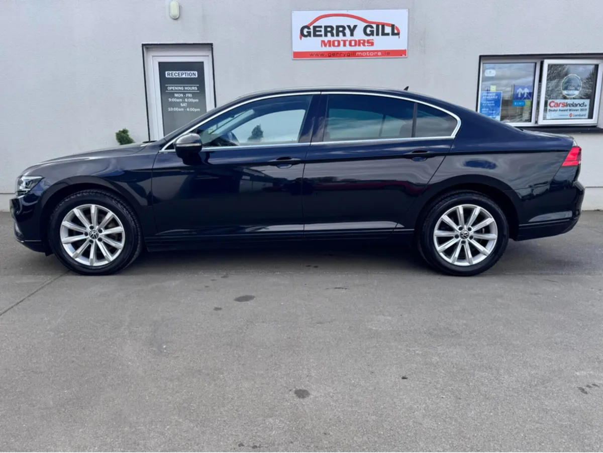 Volkswagen Passat BUSINESS 2.0 TDI MANUAL 6SPEED 1 - Image 4