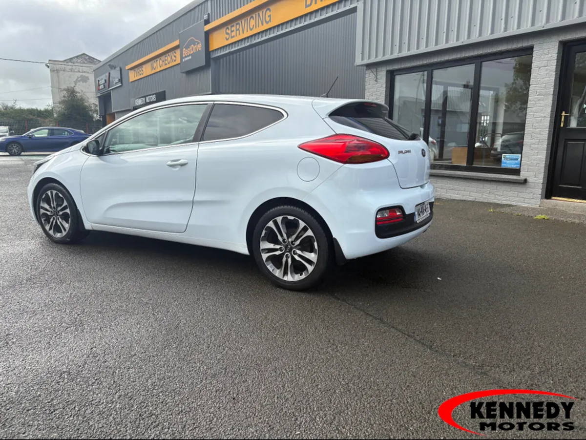 Kia Ceed PRO CEED 1.6 EX 3DR - Image 3