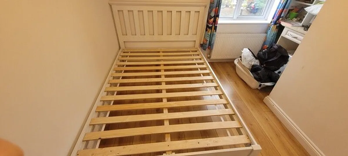 Bed frame - Image 2