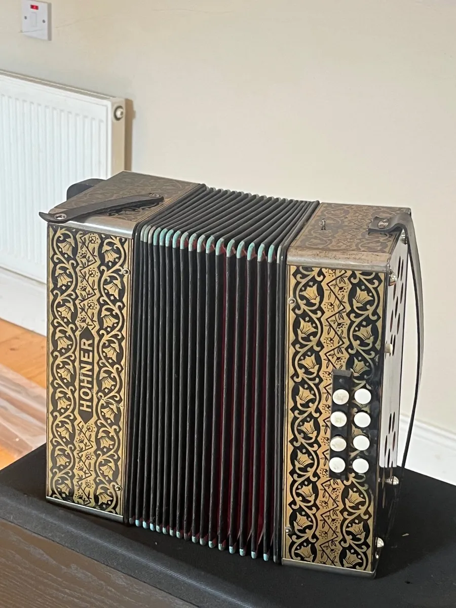 Hohner accordion - Image 2