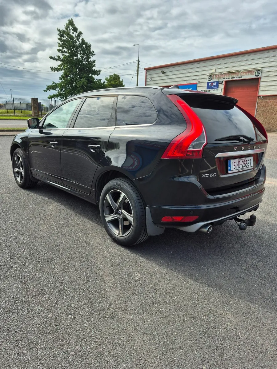 Volvo XC60 2015 - Image 2