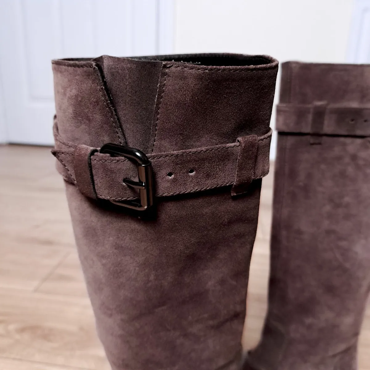 Tods Brown Knee High Suede Buckle Boots Size 36.5 - Image 4