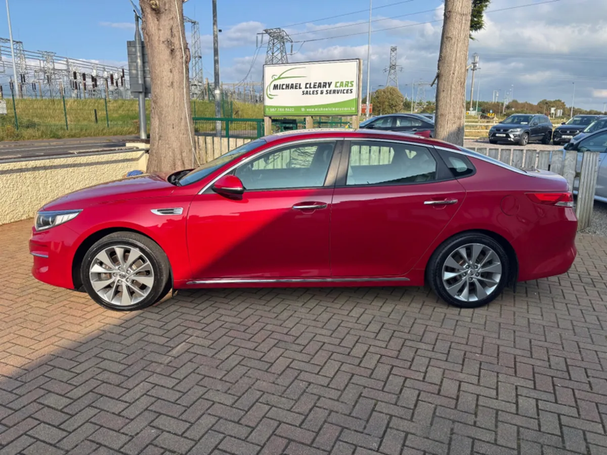 Kia Optima PLATINUM 7 5DR 4DR - Image 2