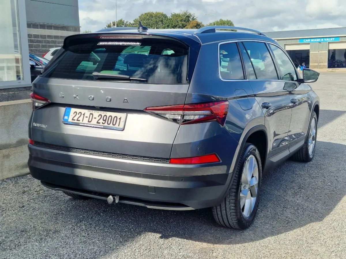 Skoda Kodiaq 7S Style 2.0tdi 150HP DSG Auto - Image 3