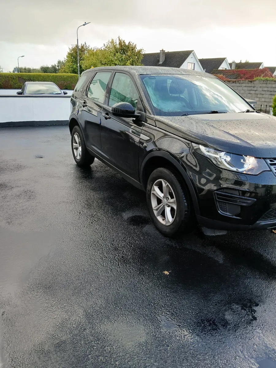Land Rover Discovery Sport 2016 - Image 1