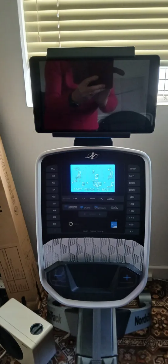 ROWING Machine - Image 1