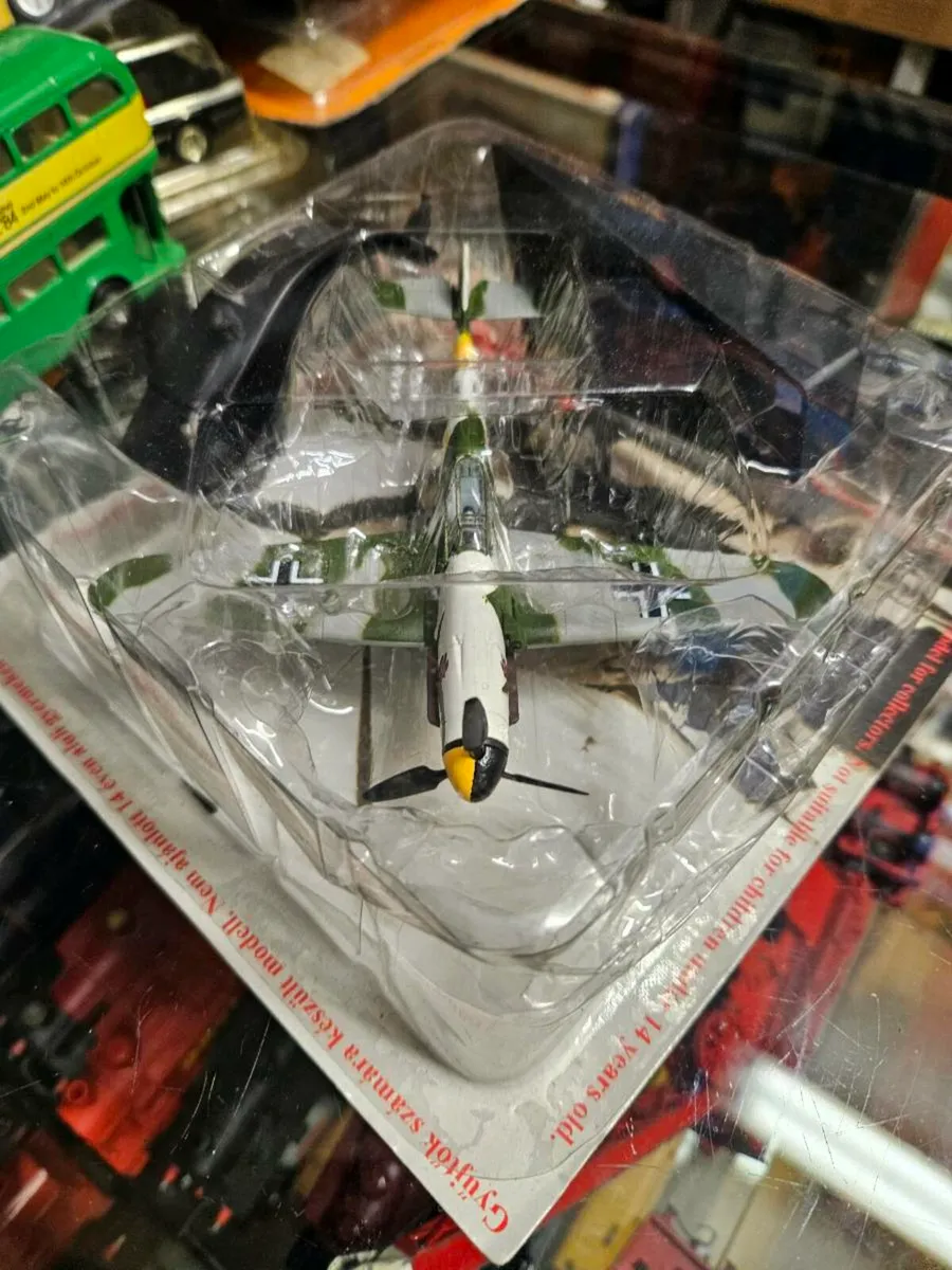 Corgi Atlas German WW2 Me109 - Image 2