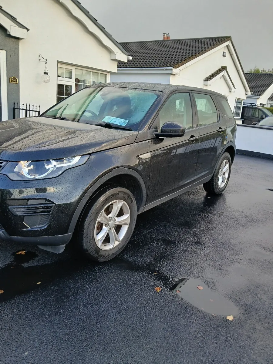 Land Rover Discovery Sport 2016 - Image 3