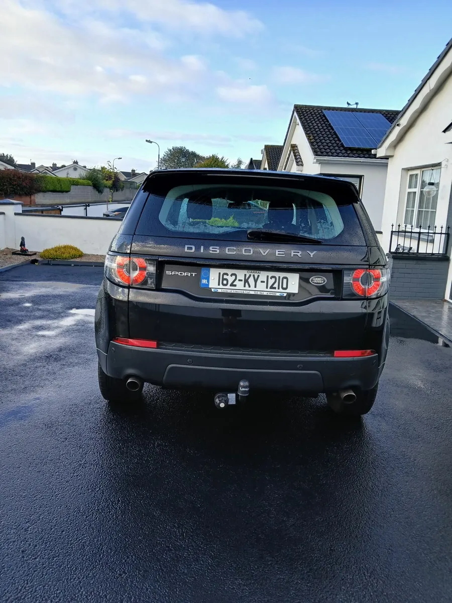 Land Rover Discovery Sport 2016 - Image 4