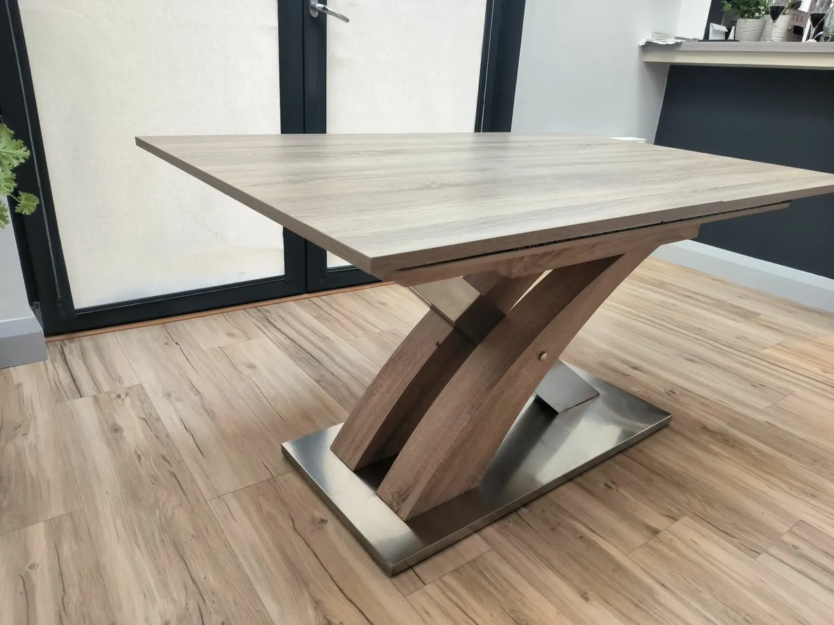Dinning table - Image 1