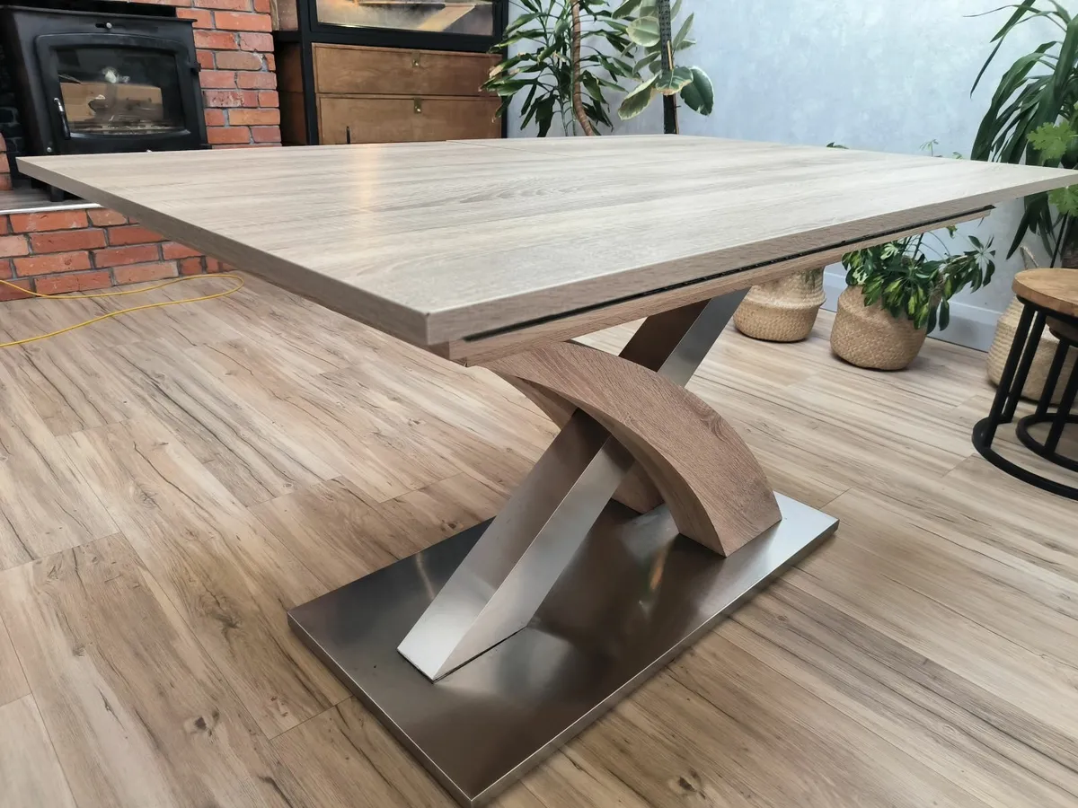Dinning table - Image 2