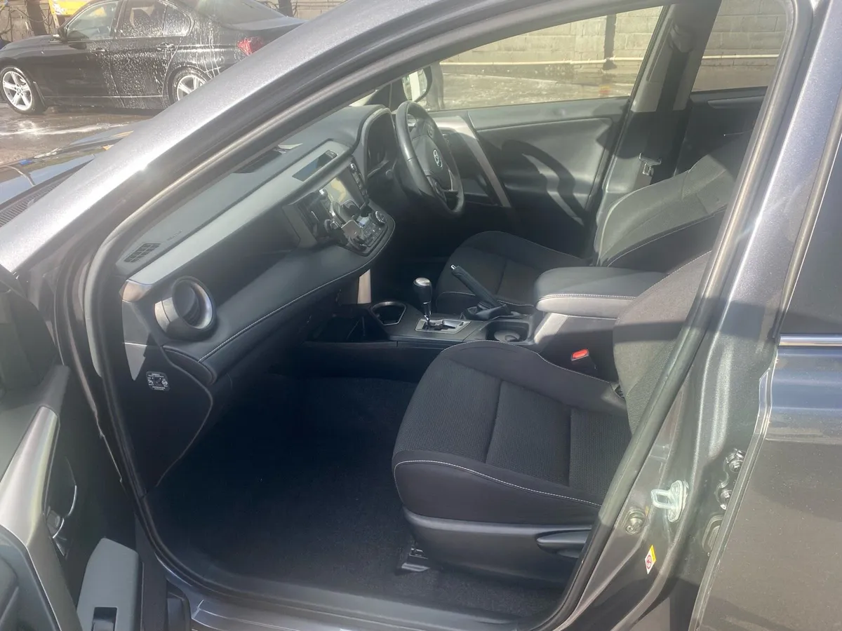 Toyota RAV4 2.4 Petrol Hybrid - Image 2