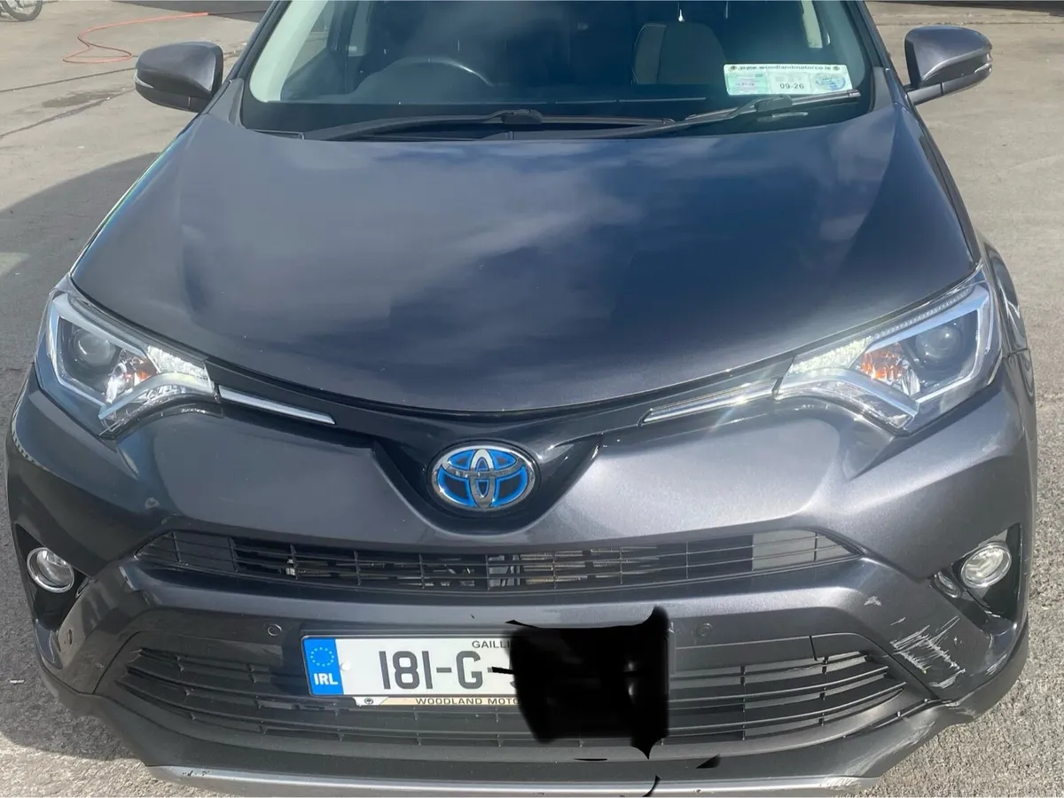Toyota RAV4 2.4 Petrol Hybrid - Image 4