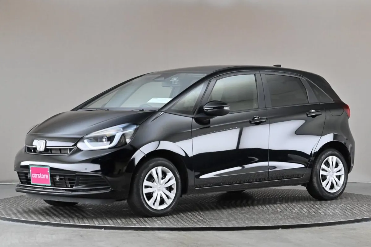 Honda Fit 1.5 109BHP HEV E-cvt  park Sensors - Image 4