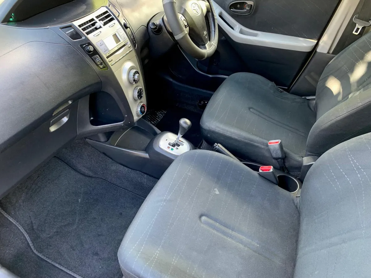 Toyota Yaris 2007 Automatic 1.0Petrol new nct 9/26 - Image 4