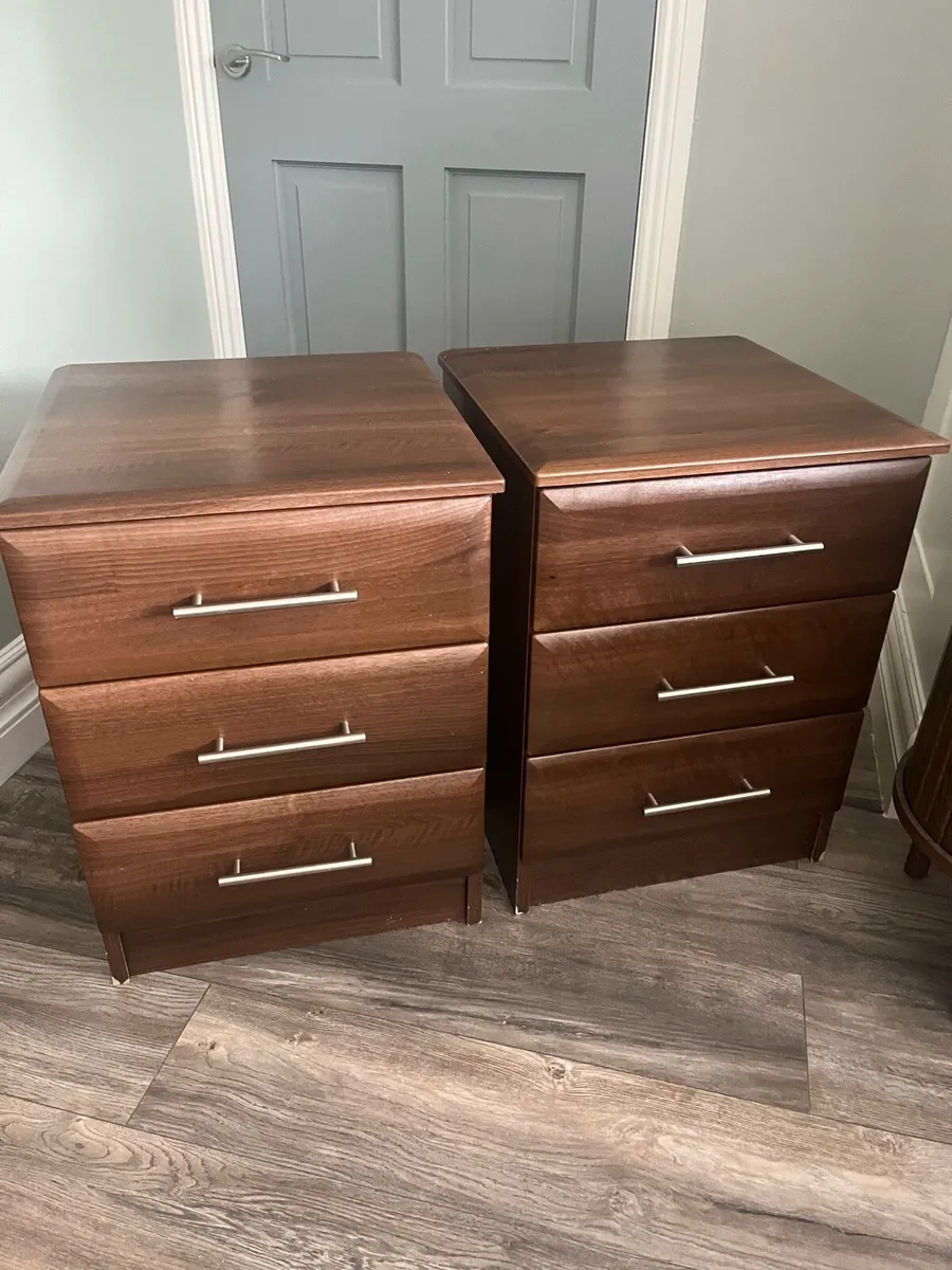 Lockers X 2 - Image 1